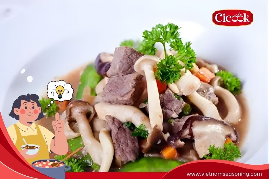 Healthy low-carb chicken with straw mushrooms