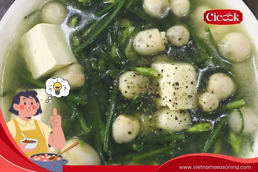 Light straw mushroom, tofu, and ginger soup